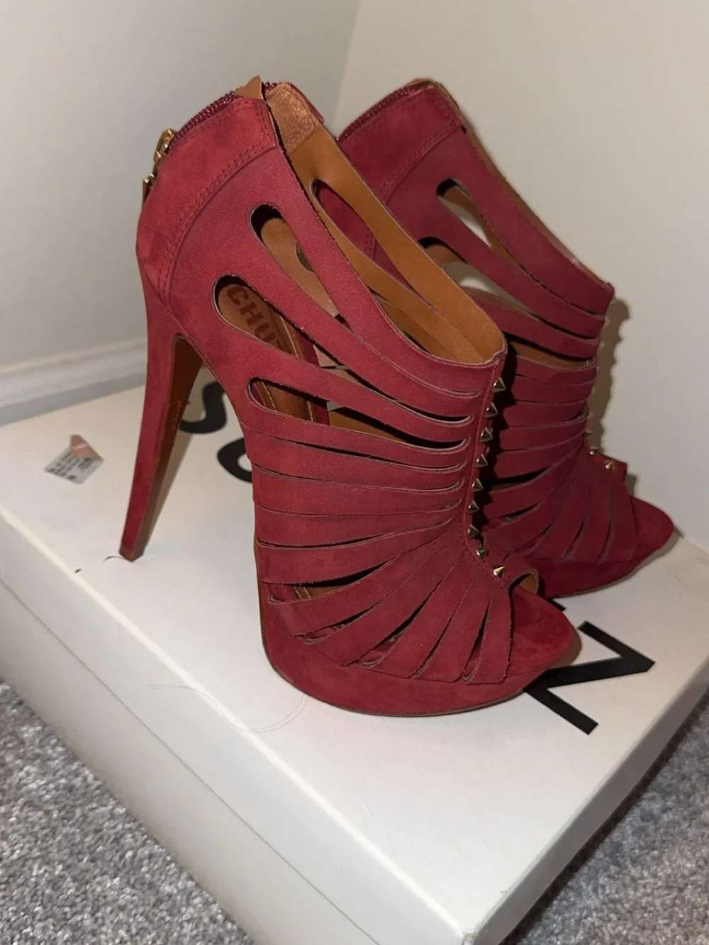 SCHUTZ striking burgandy